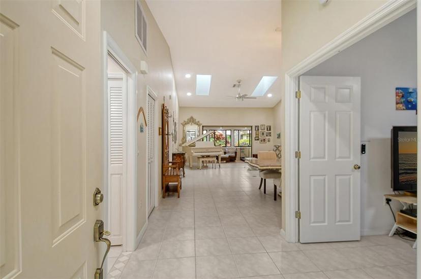 Picture of 7363 Silver Fern Boulevard Unit 80, Sarasota FL 34241