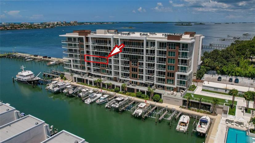 Picture of 920 N Osceola Avenue Unit 507, Clearwater FL 33755