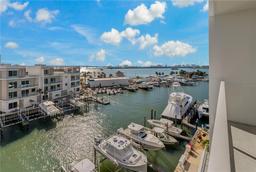 Picture of 920 N Osceola Avenue Unit 507, Clearwater, FL 33755