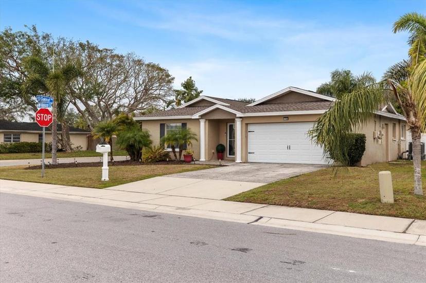 Picture of 1700 Hibiscus Circle N, Oldsmar FL 34677