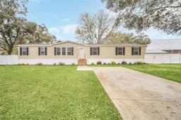 Picture of 8915 Hammock Loop, Polk City, FL 33868