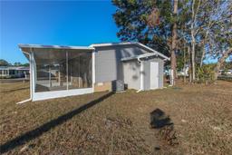 Picture of 8325 N Fairgrove Terrace, Dunnellon, FL 34433