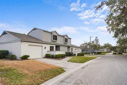 Picture of 1903 SE 37Th Court Circle, Ocala, FL 34471