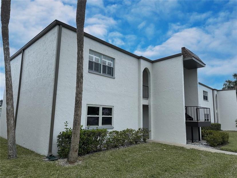 Picture of 7701 Starkey Road Unit 710, Seminole FL 33777