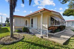 Picture of 10170 106Th Avenue Unit 27, Largo, FL 33773