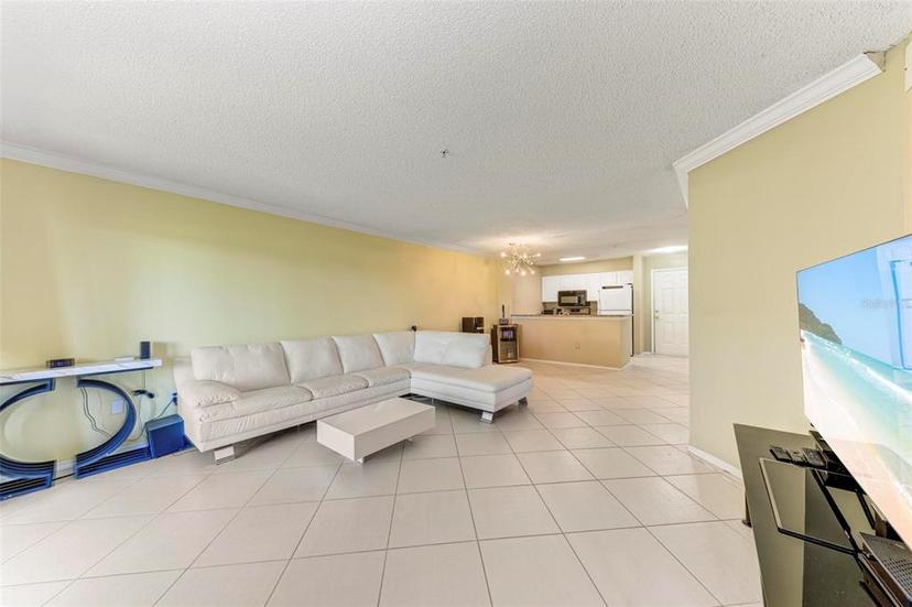 Picture of 2400 Feather Sound Drive Unit 215, Clearwater FL 33762