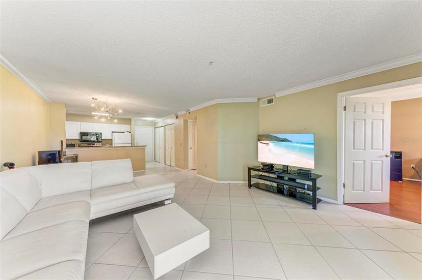 Picture of 2400 Feather Sound Drive Unit 215, Clearwater FL 33762