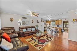 Picture of 1423 Thousand Roses Drive N, Lake Wales, FL 33853