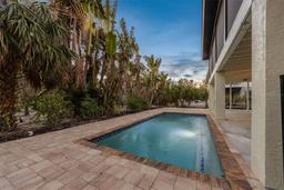 Picture of 127 Crescent Drive, Anna Maria, FL 34216