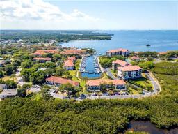 Picture of 1806 Mariner Drive Unit 318, Tarpon Springs, FL 34689