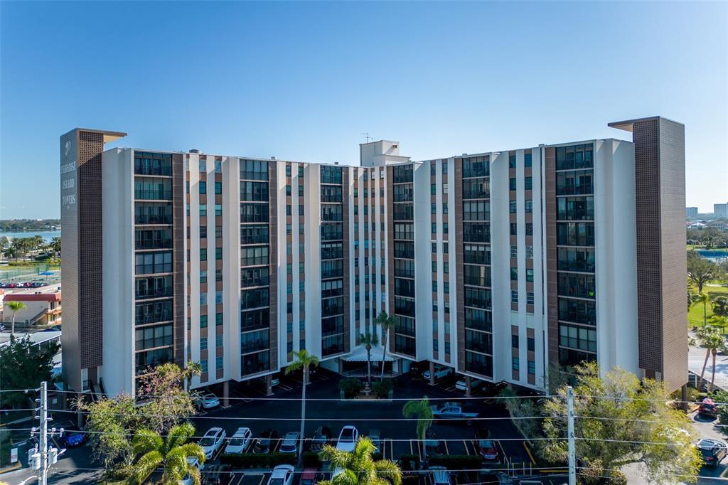 Picture of 10355 Paradise Boulevard Unit 211, Treasure Island, FL 33706