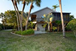 Picture of 631 43Rd Street Boulevard W, Palmetto, FL 34221