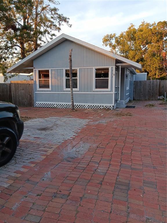 Picture of 718 New York Street, Clearwater, FL 33756