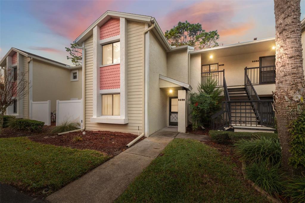 Picture of 9398 Nakoma Way Unit 9398, Weeki Wachee, FL 34613