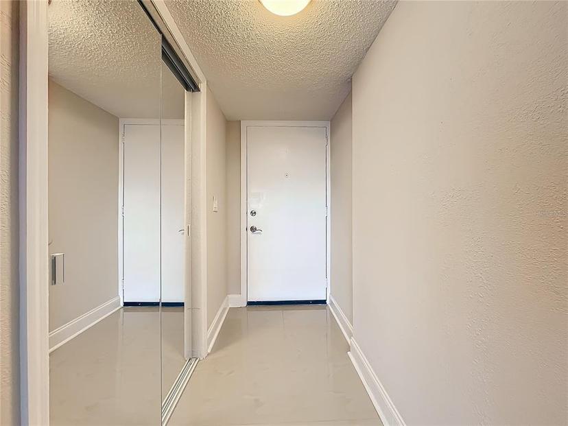 Picture of 225 Country Club Drive Unit 1611, Largo FL 33771