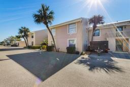 Picture of 6360 7Th Avenue W Unit 6360, Bradenton, FL 34209