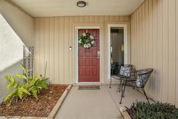 Picture of 3966 Oak Loop Unit 13, Mulberry, FL 33860