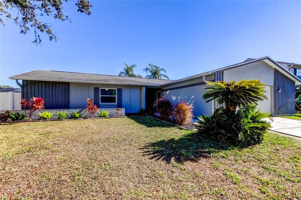 Picture of 16115 Country Crossing Drive, Tampa, FL 33624