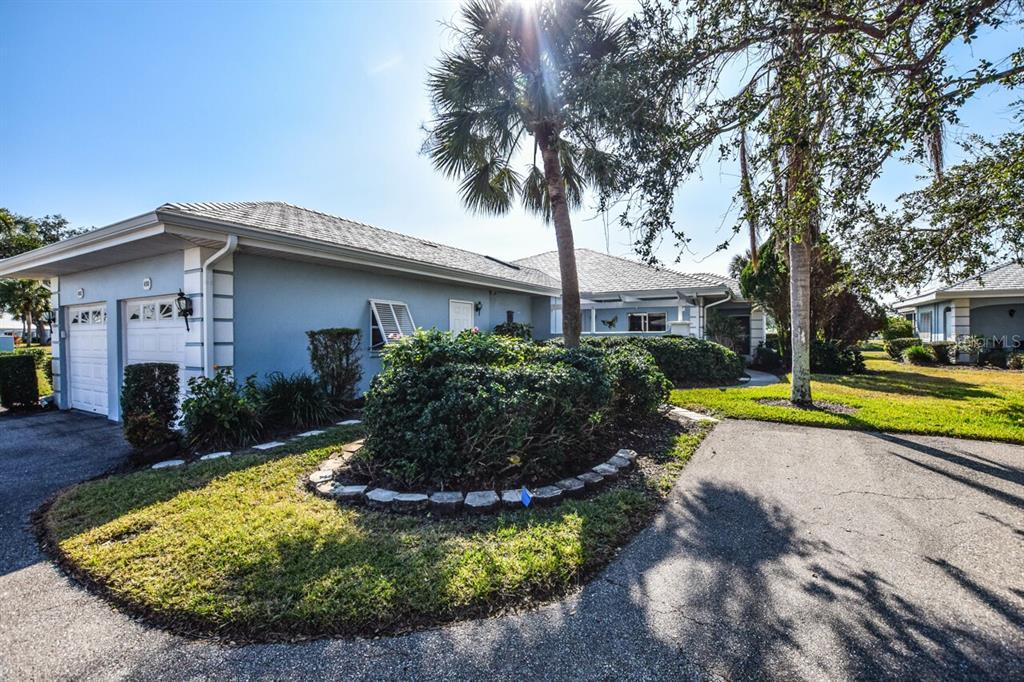 Picture of 450 Wexford Circle Unit 106, Venice, FL 34293