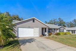 Picture of 26154 Newcombe Circle, Leesburg, FL 34748