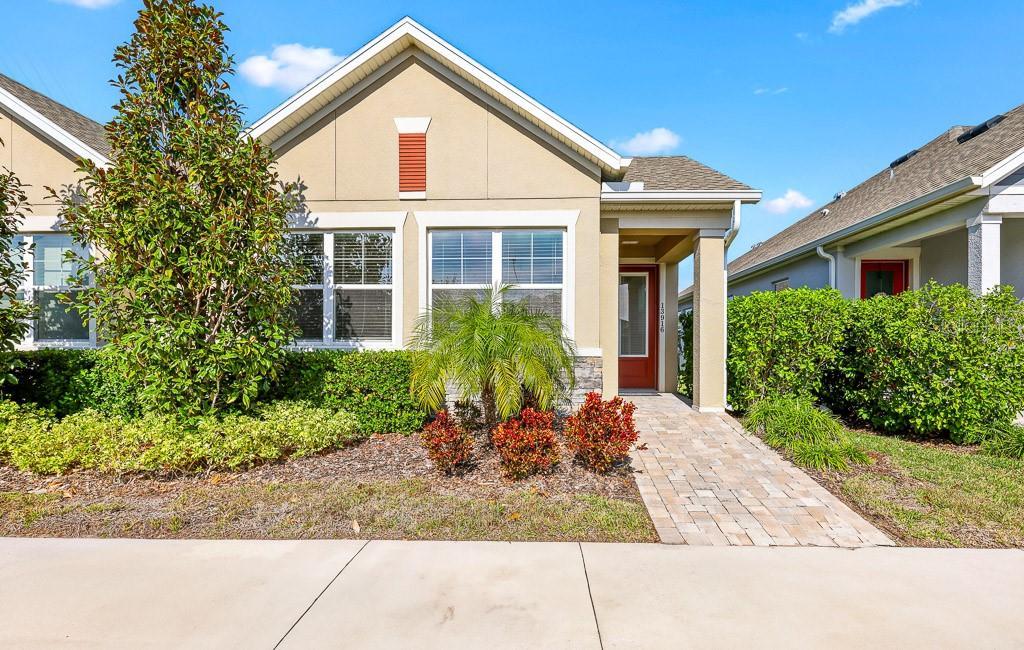 Picture of 13916 Kingfisher Glen Drive, Lithia, FL 33547