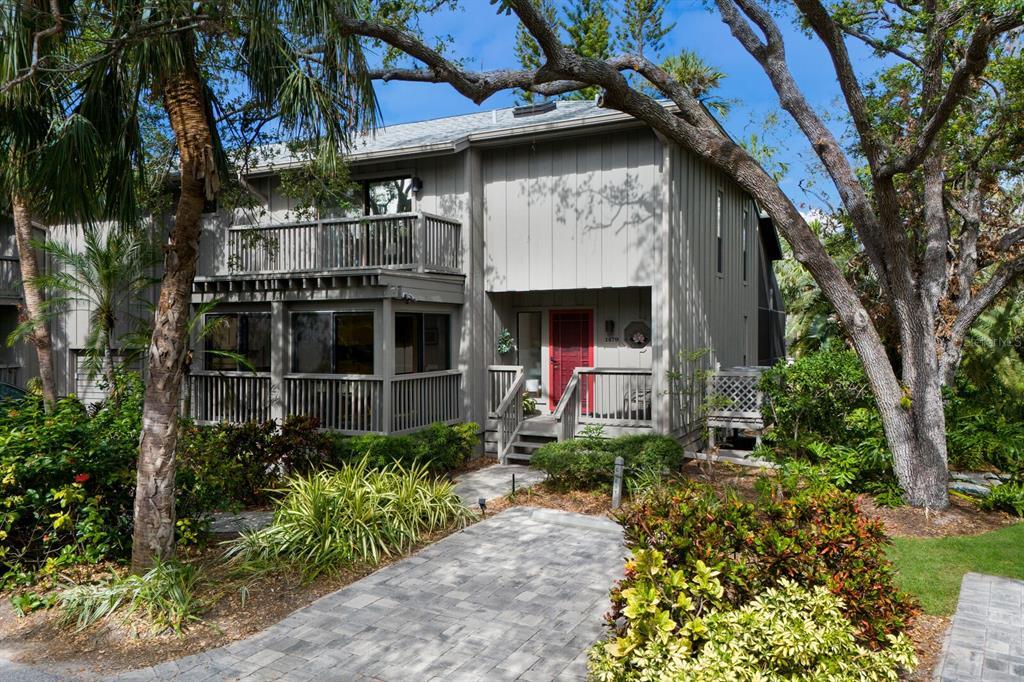 Picture of 1479 Landings Circle Unit 41, Sarasota, FL 34231