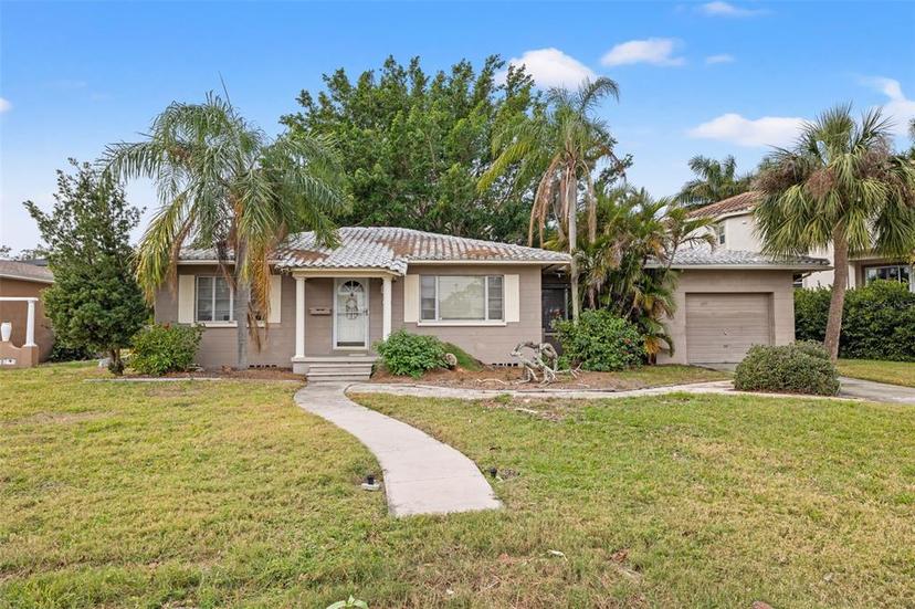 Picture of 150 Almedo Way Ne, St Petersburg FL 33704