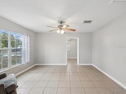 Picture of 6509 S West Shore Circle, Tampa, FL 33616