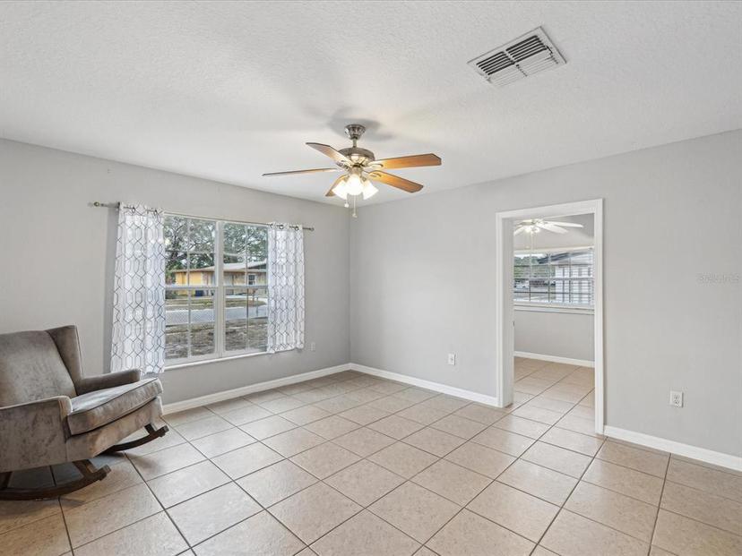 Picture of 6509 S West Shore Circle, Tampa FL 33616