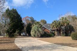 Picture of 148 Old South Drive, Crestview, FL 32536