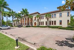 Picture of 1501 W Horatio Street Unit 111, Tampa, FL 33606