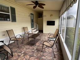 Picture of 11300 124Th Avenue Unit 75, Largo, FL 33778