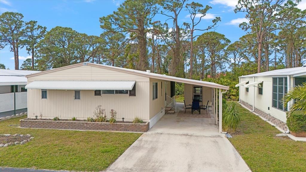 Picture of 236 N Fiji Circle, Englewood, FL 34223