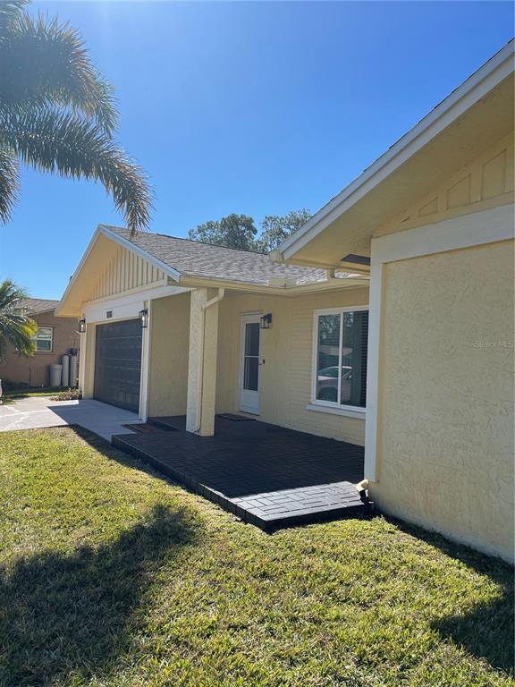 Picture of 1010 Mainsail Way, Palm Harbor FL 34685