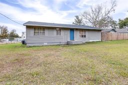 Picture of 14430 10Th Street, Dade City, FL 33523