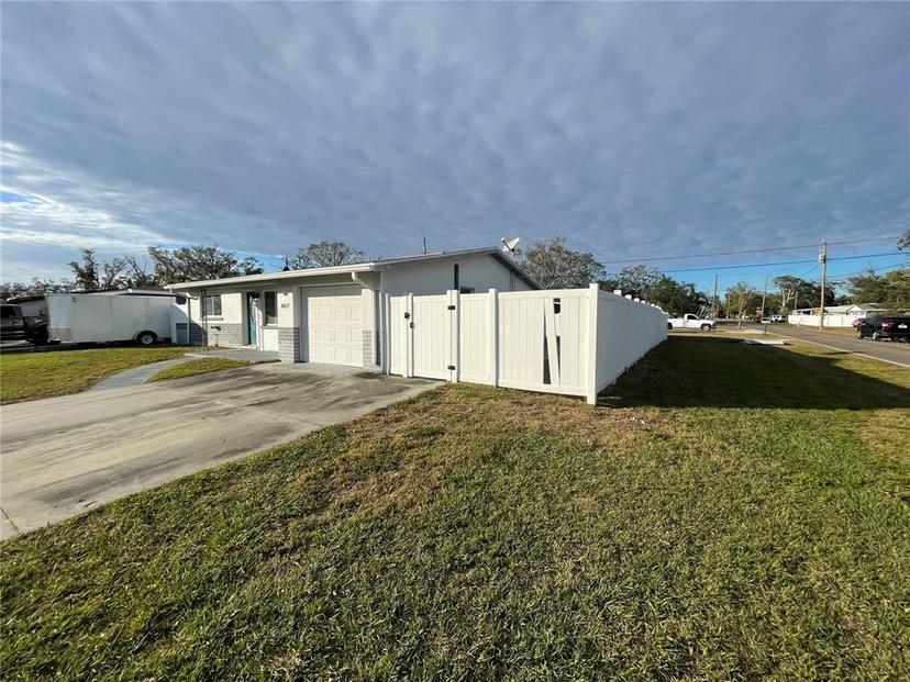 Picture of 4617 49Th Avenue N, St Petersburg FL 33714