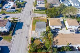 Picture of 312 S Arrawana Avenue, Tampa, FL 33609