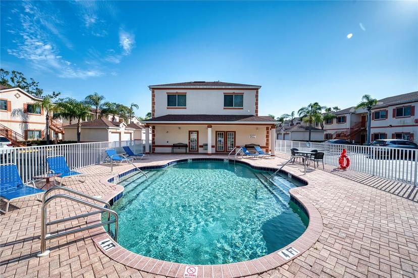 Picture of 3980 Mediterranea Circle Unit 522, Sarasota FL 34233