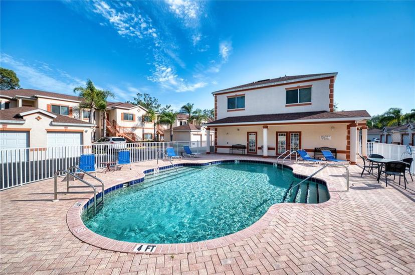 Picture of 3980 Mediterranea Circle Unit 522, Sarasota FL 34233