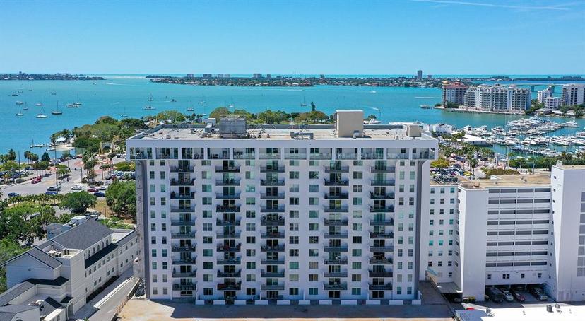 Picture of 101 S Gulfstream Avenue Unit 8G, Sarasota FL 34236