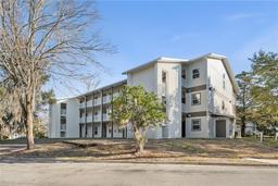 Picture of 6519 W Newberry Road Unit 411, Gainesville, FL 32605