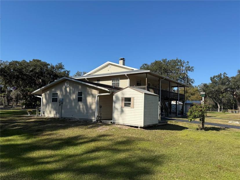 Picture of 2403 County Road 416N, Lake Panasoffkee FL 33538