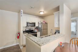 Picture of 921 SW Depot Avenue Unit 404, Gainesville, FL 32601