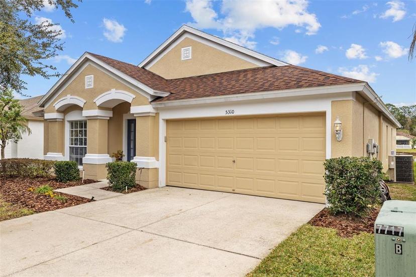 Picture of 5310 Algerine Place, Wesley Chapel FL 33544