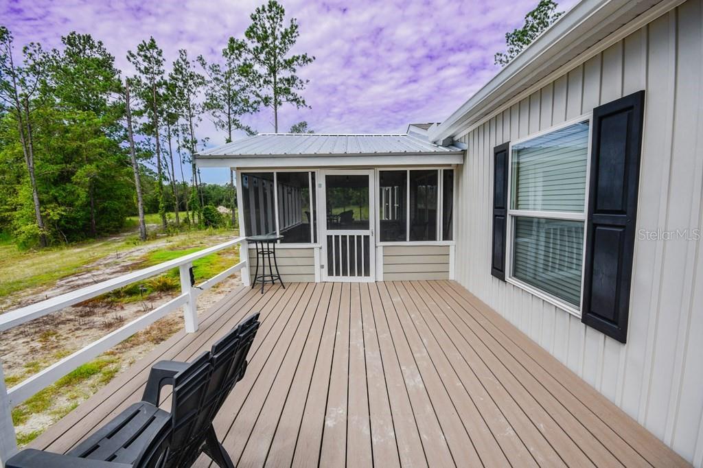 Picture of 428 SE Mccray Road, Mayo, FL 32066