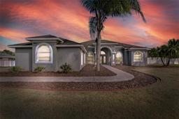 Picture of 9413 Swift Creek Circle, Dover, FL 33527