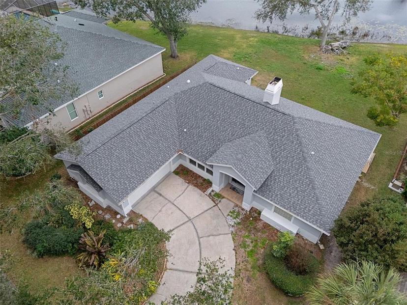 Picture of 810 Sandringham Lane, Lutz FL 33549