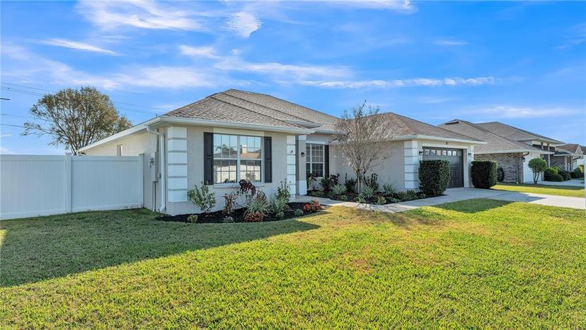 Picture of 1570 Doves View Circle, Auburndale FL 33823