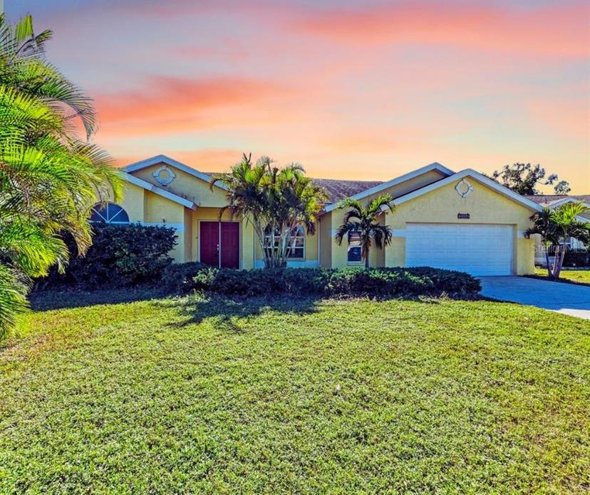 Picture of 4581 E Dover Street Circle, Bradenton FL 34203