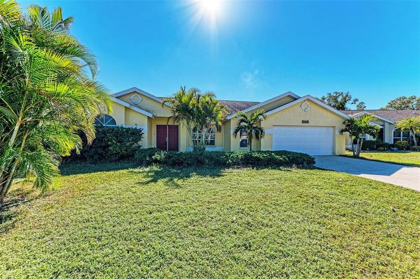 Picture of 4581 E Dover Street Circle, Bradenton FL 34203